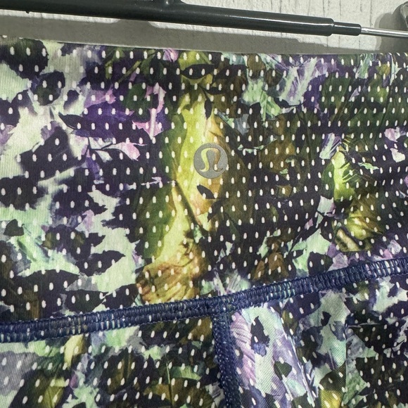 Lululemon Wunder Under Pant - Picture 4 of 7